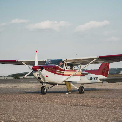 Подарочный сертификат на прогулочный полет над Москвой на самолете Cessna 172 (а.Мячково)